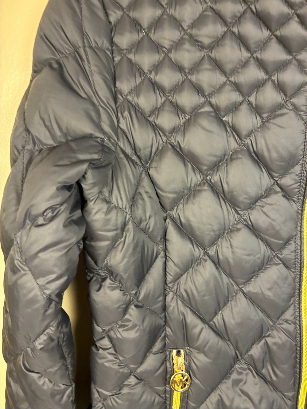 MICHAEL Michael Kors Quilted Lightweight Packable Puffer Down Fill Jacket - Picture 5 of 13